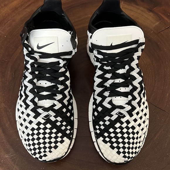Nike Free Inneva Woven ( Black & White) - Picture 3 of 11